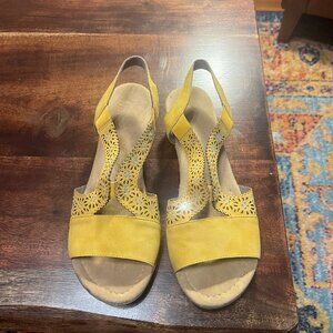 Rieker Mustard Yellow Comfort Sandals Size 38